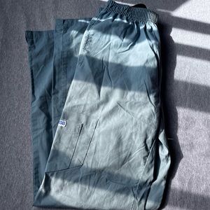 Pink and Surgical Green Mob S scrub pants good condition